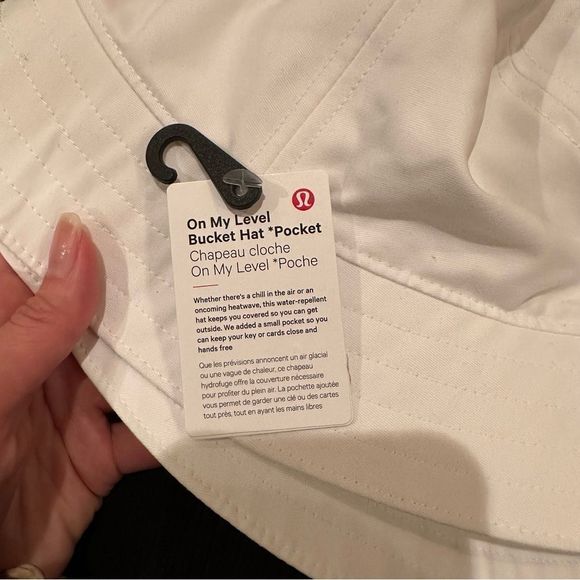 NWT Lululemon Women's On My Level Bucket Hat with Pocket M/L White - Picture 8 of 8